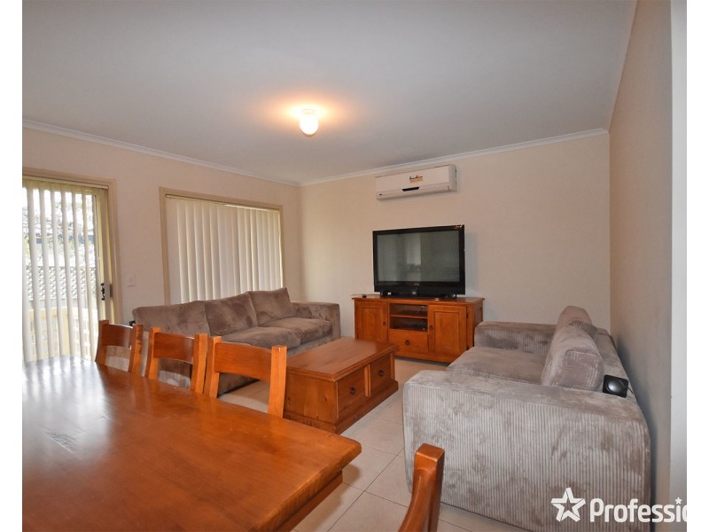 2/12 Victoria Road, Lilydale VIC 3140