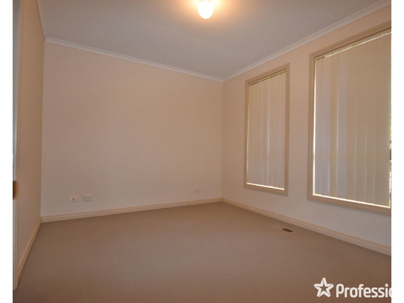 2/12 Victoria Road, Lilydale VIC 3140