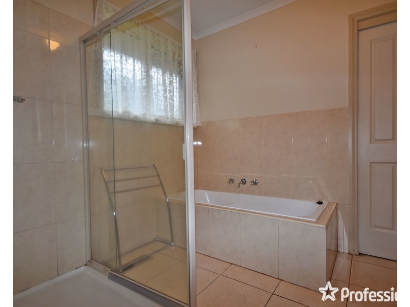 2/12 Victoria Road, Lilydale VIC 3140