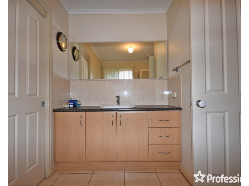 2/12 Victoria Road, Lilydale VIC 3140