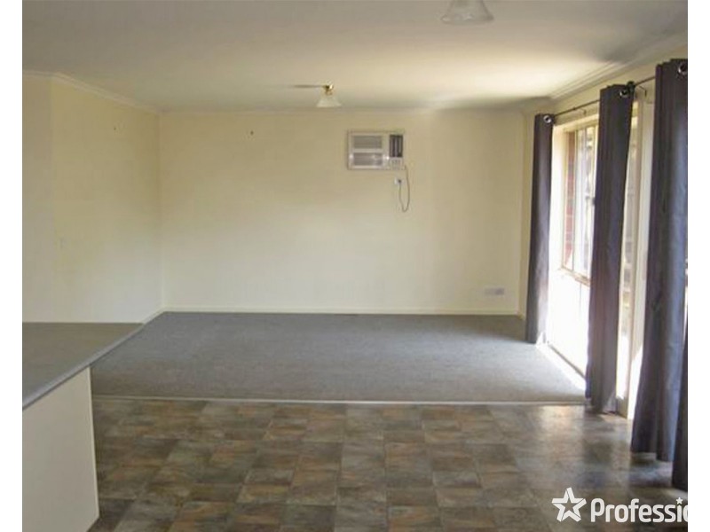 24a Derby Road, Kilsyth VIC 3137