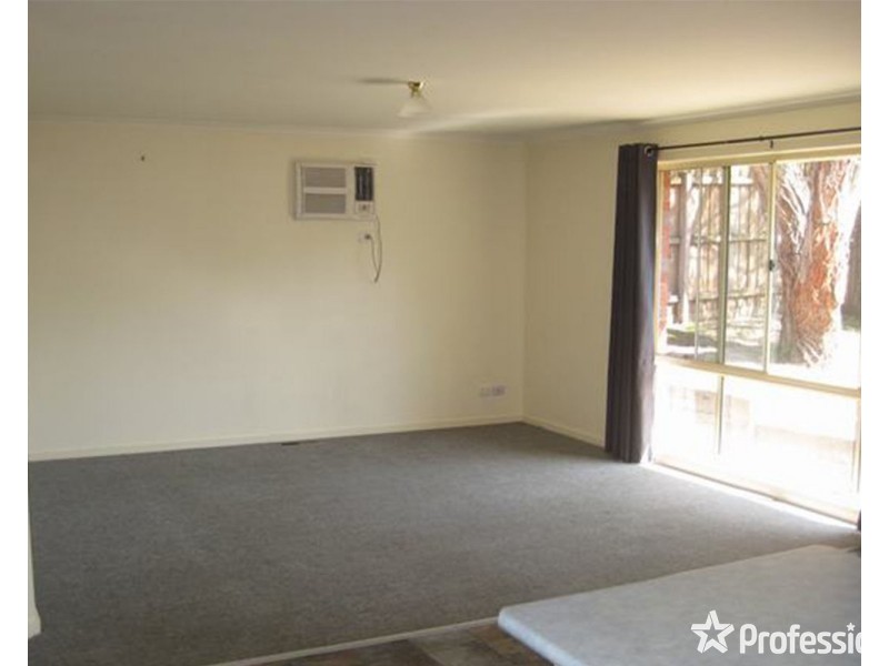 24a Derby Road, Kilsyth VIC 3137