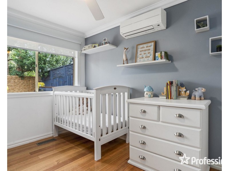 4/12 Ryland Avenue, Croydon VIC 3136