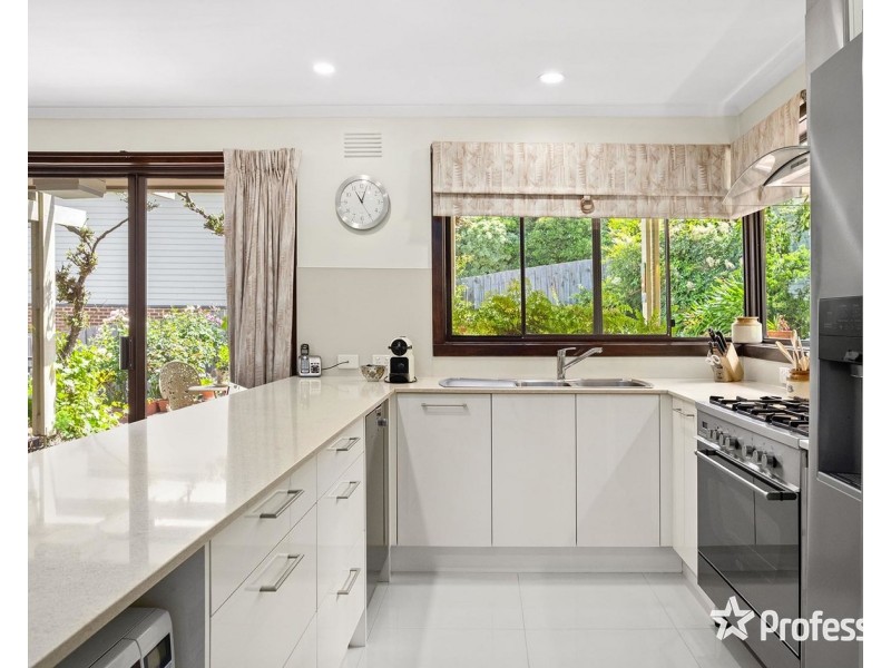 38 Huntingdale Drive, Chirnside Park VIC 3116