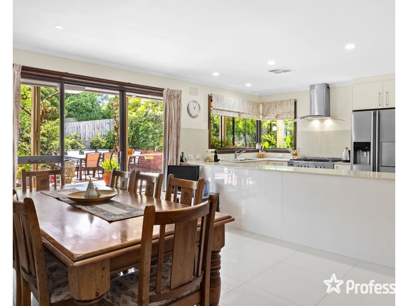 38 Huntingdale Drive, Chirnside Park VIC 3116