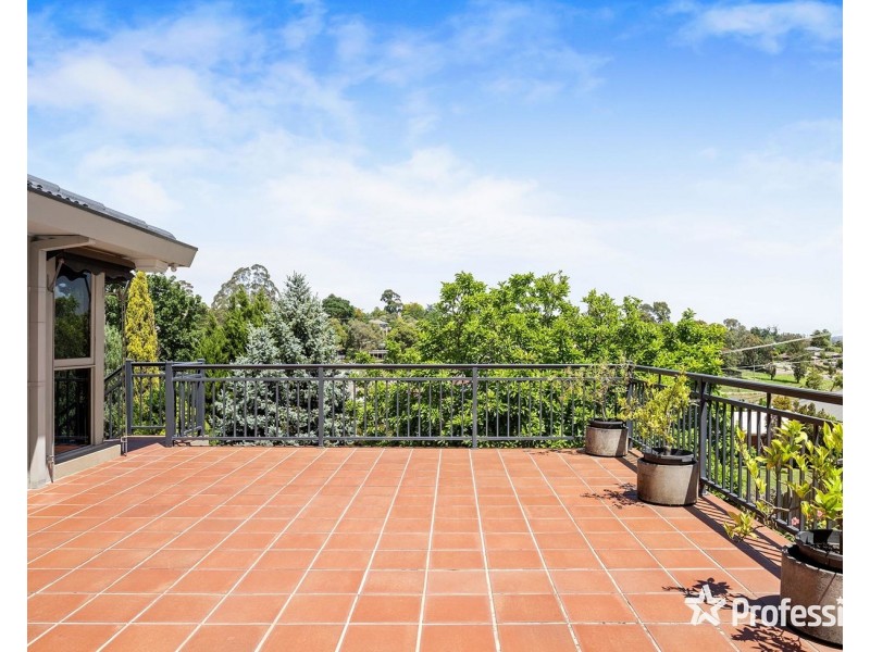 38 Huntingdale Drive, Chirnside Park VIC 3116