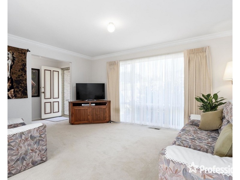 3/9 Crinan Street, Kilsyth VIC 3137