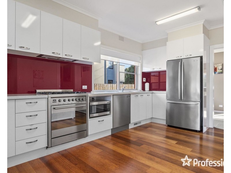 56 Plymouth Road, Croydon VIC 3136