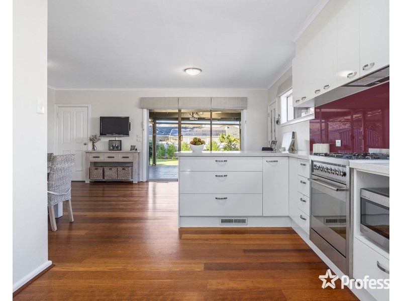 56 Plymouth Road, Croydon VIC 3136