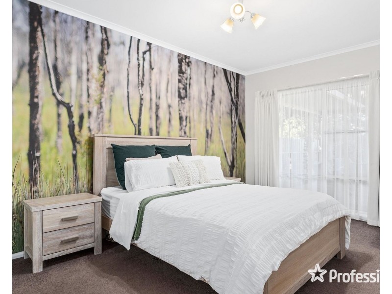 56 Plymouth Road, Croydon VIC 3136