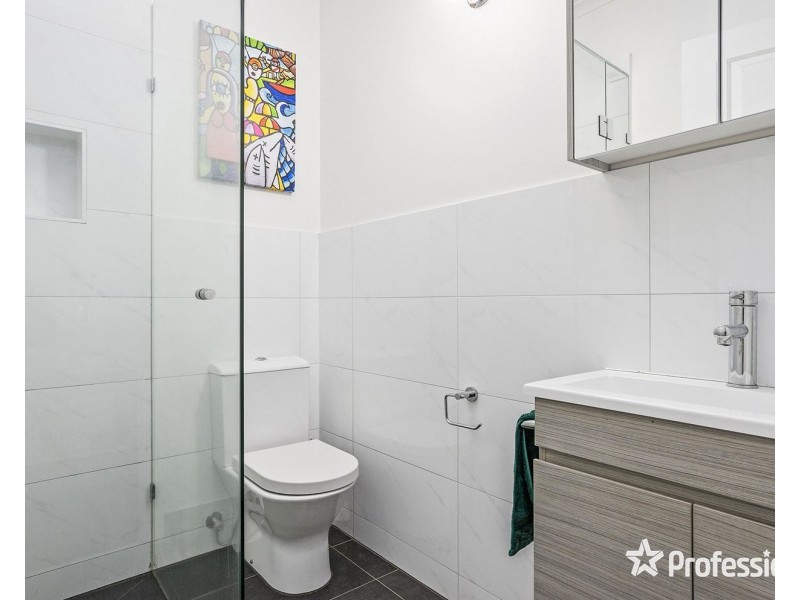 56 Plymouth Road, Croydon VIC 3136