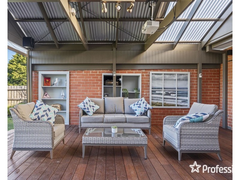 56 Plymouth Road, Croydon VIC 3136