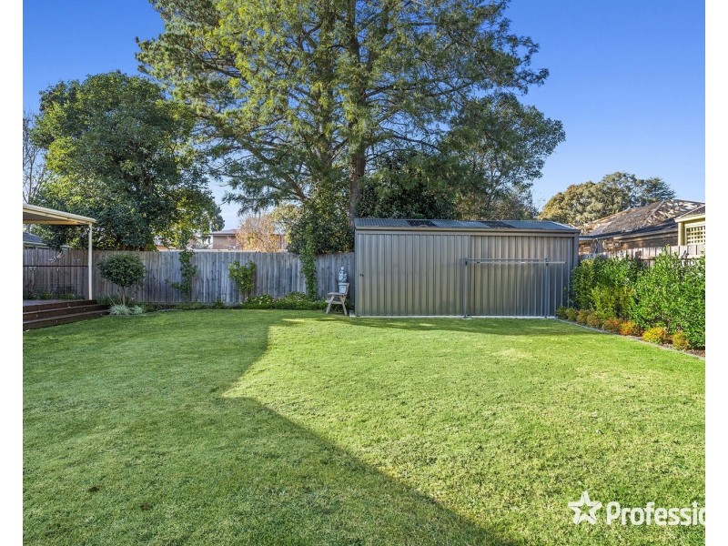 56 Plymouth Road, Croydon VIC 3136