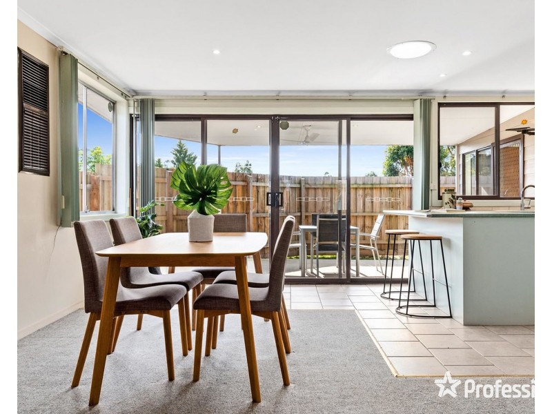 10 Jillian Street, Mooroolbark VIC 3138