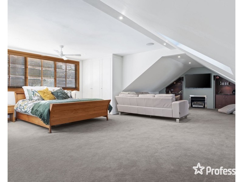 15 Rangeview Road, Mount Evelyn VIC 3796