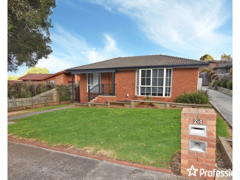 24 Chevalier Crescent, Mooroolbark VIC 3138