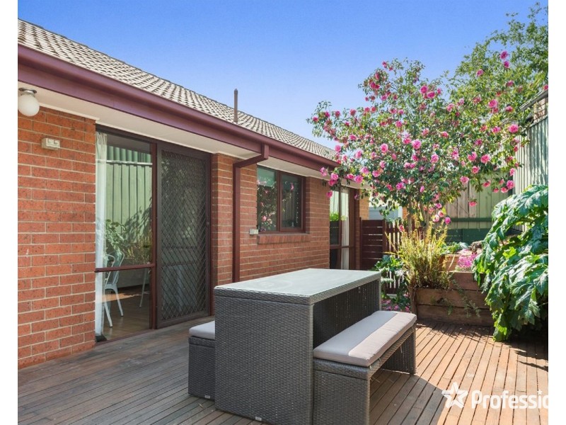 9 Drysdale Place, Mooroolbark VIC 3138