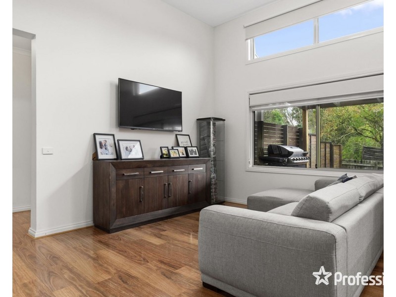 32a Lindisfarne Avenue, Croydon VIC 3136