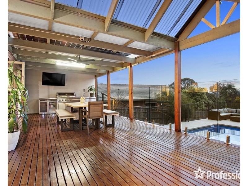 47 Alpine Way, Kilsyth VIC 3137