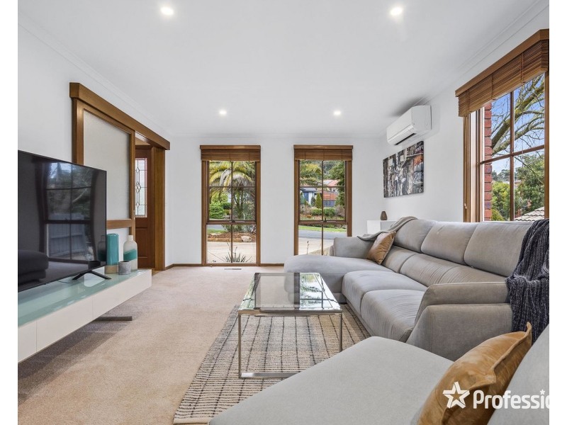 47 Alpine Way, Kilsyth VIC 3137
