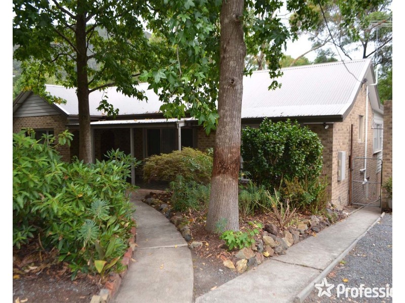 976 Mt Dandenong Tourist Road, Montrose VIC 3765