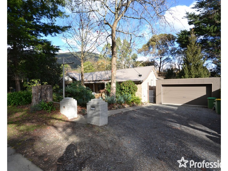 976 Mt Dandenong Tourist Road, Montrose VIC 3765