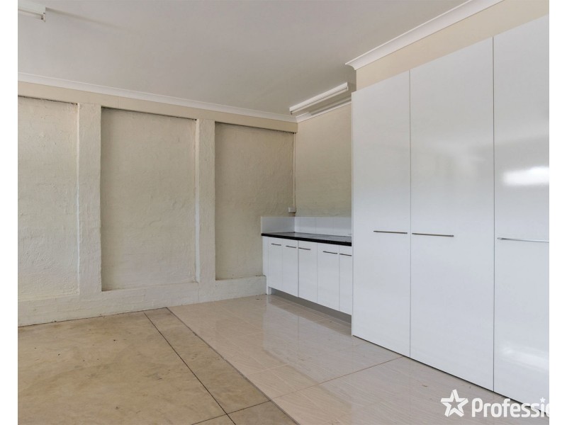 15A Nolan Avenue, Mooroolbark VIC 3138