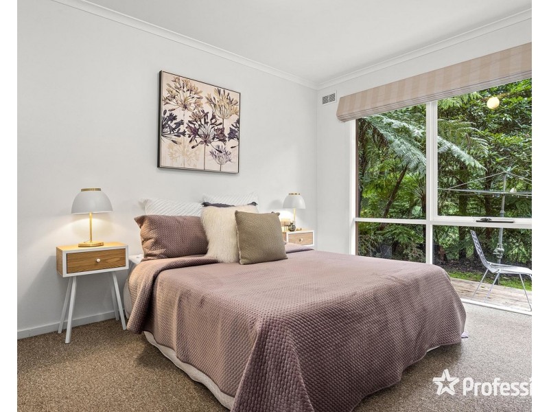 6 Glenholme Avenue, Mount Evelyn VIC 3796