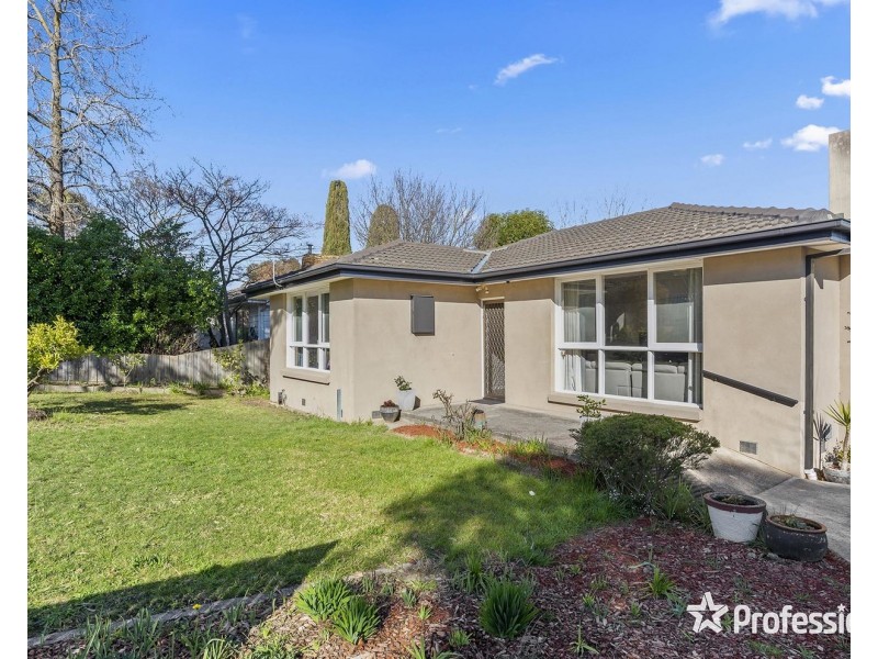 26 Kipling Avenue, Mooroolbark VIC 3138