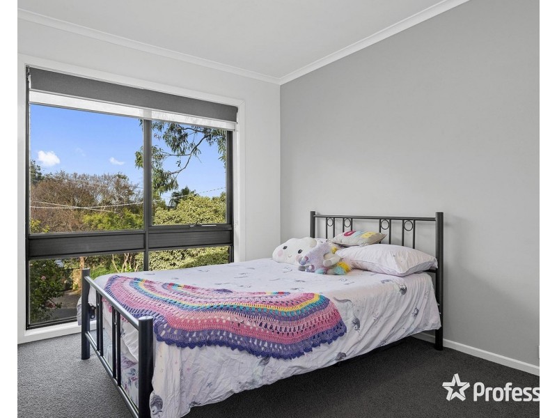 11 Ross Pincott Drive, Mooroolbark VIC 3138