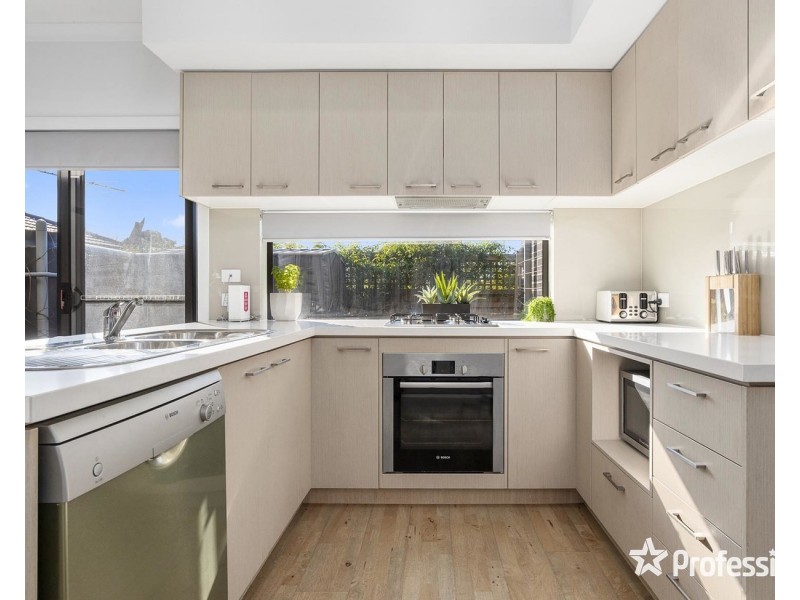 4 Sage Close, Kilsyth VIC 3137