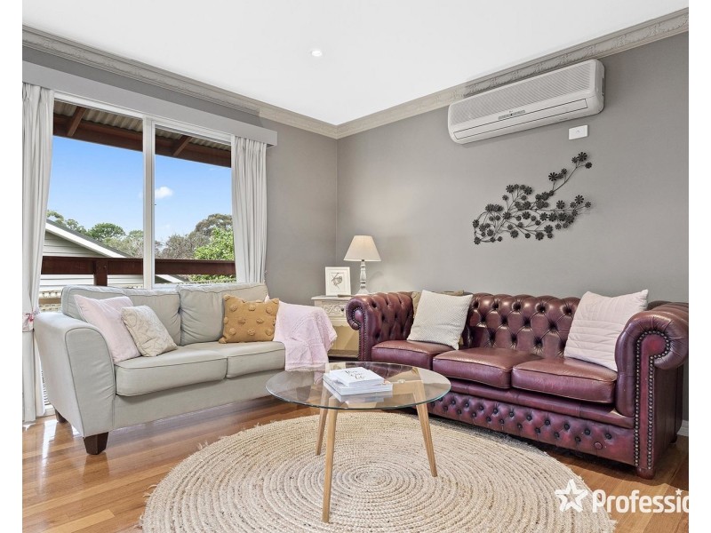 34 Spring Street, Mount Evelyn VIC 3796