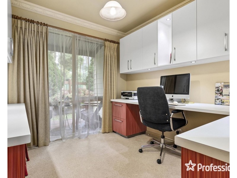 34 Spring Street, Mount Evelyn VIC 3796