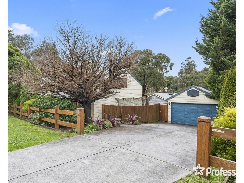 34 Spring Street, Mount Evelyn VIC 3796