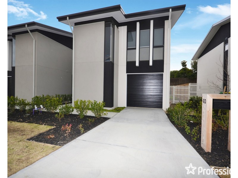 40 Amadeo Way, Chirnside Park VIC 3116