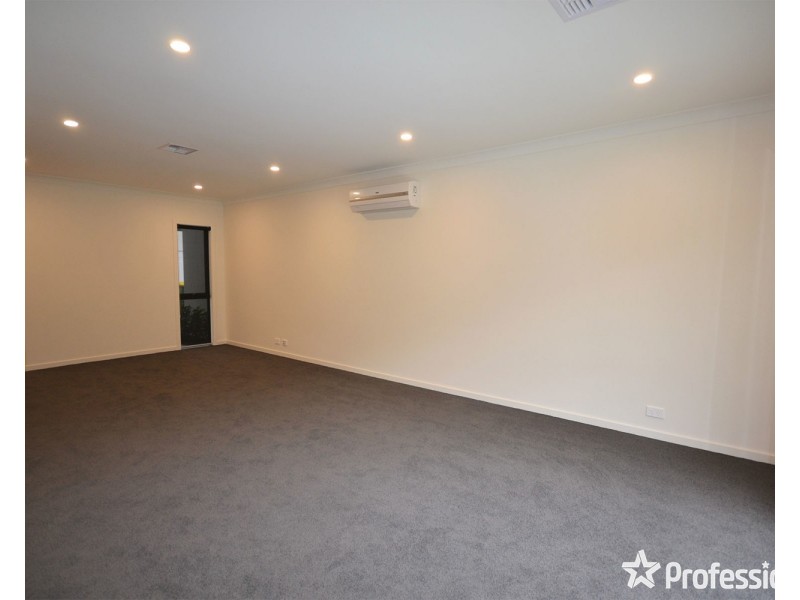 40 Amadeo Way, Chirnside Park VIC 3116