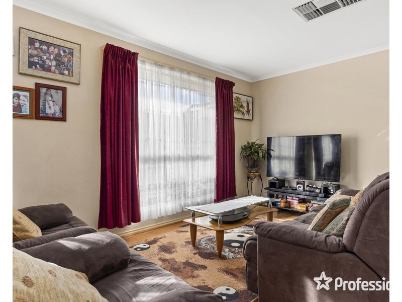 35b Lomond Avenue, Kilsyth VIC 3137