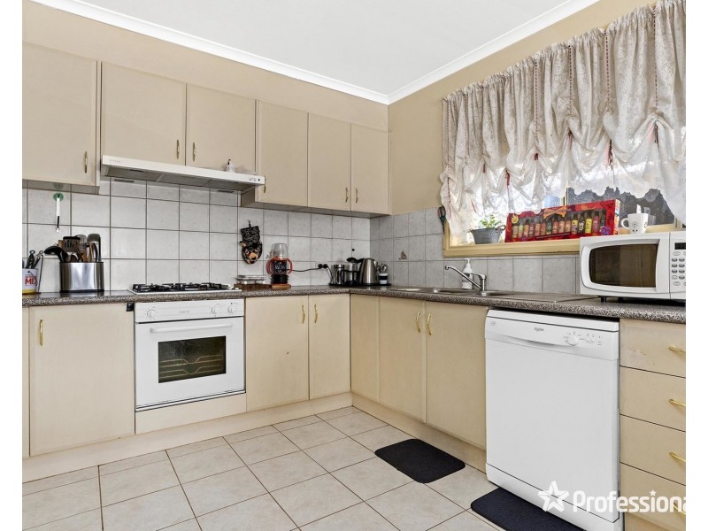 35b Lomond Avenue, Kilsyth VIC 3137