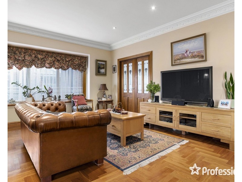 10 Wiltshire Place, Chirnside Park VIC 3116