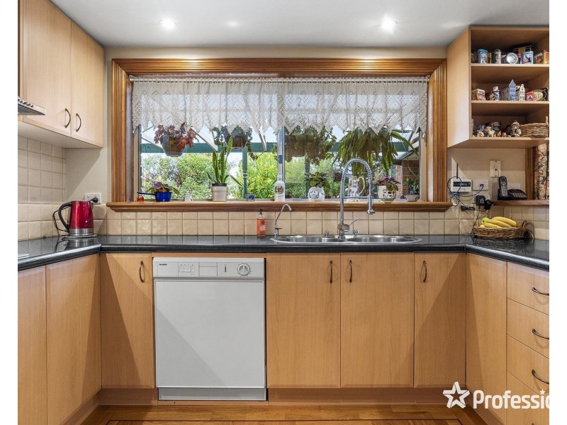 10 Wiltshire Place, Chirnside Park VIC 3116