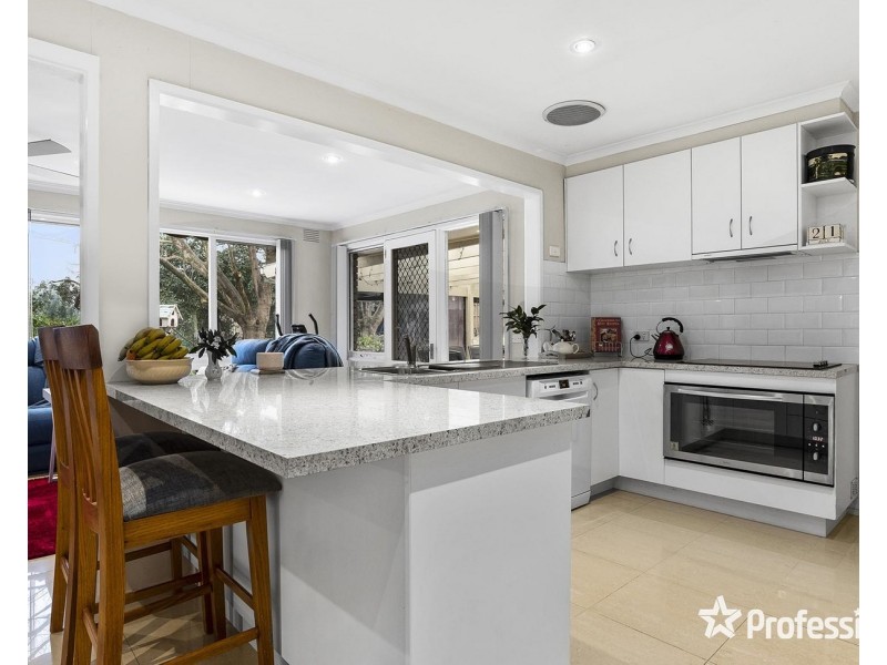 3 Kiama Court, Mooroolbark VIC 3138