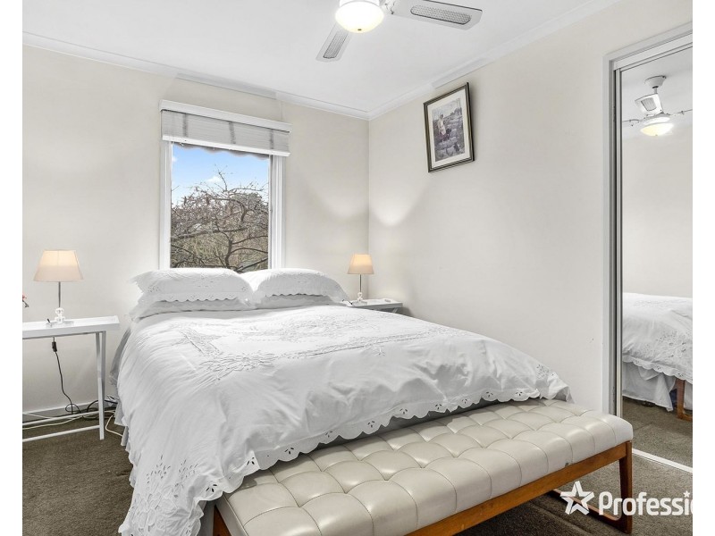 3 Kiama Court, Mooroolbark VIC 3138