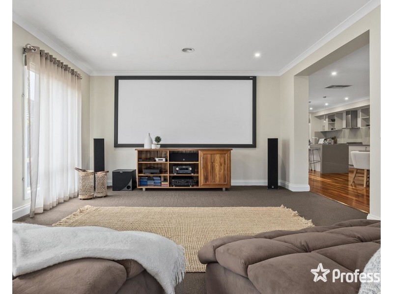 7 Empire Drive, Mooroolbark VIC 3138