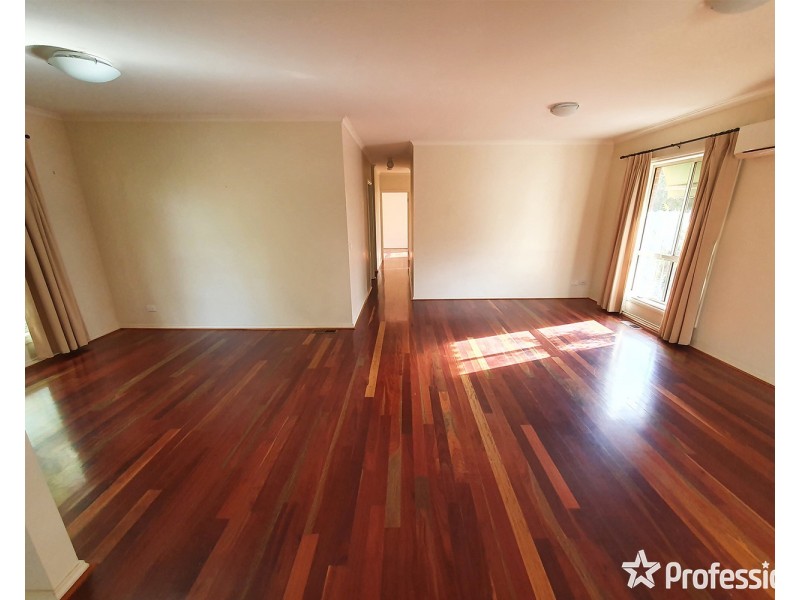 2/40 Felix Grove, Mooroolbark VIC 3138