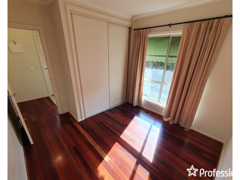 2/40 Felix Grove, Mooroolbark VIC 3138