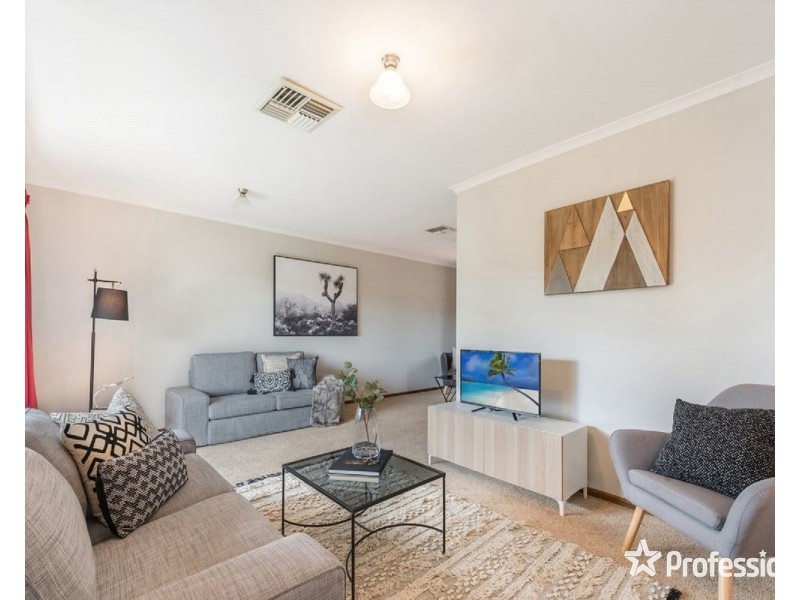 9 Drysdale Place, Mooroolbark VIC 3138