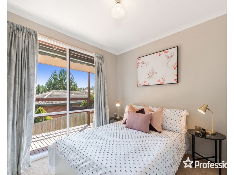 9 Drysdale Place, Mooroolbark VIC 3138