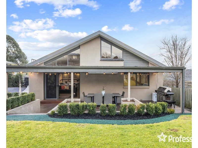 13 Glen Dhu Road, Kilsyth VIC 3137