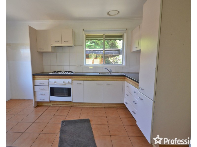 14 Croydondale Drive, Mooroolbark VIC 3138