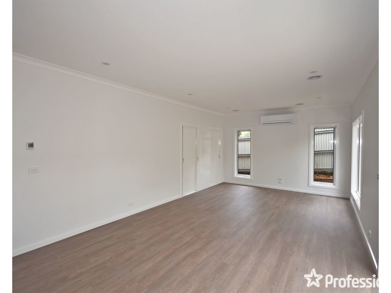 7a Homer Avenue, Croydon South VIC 3136